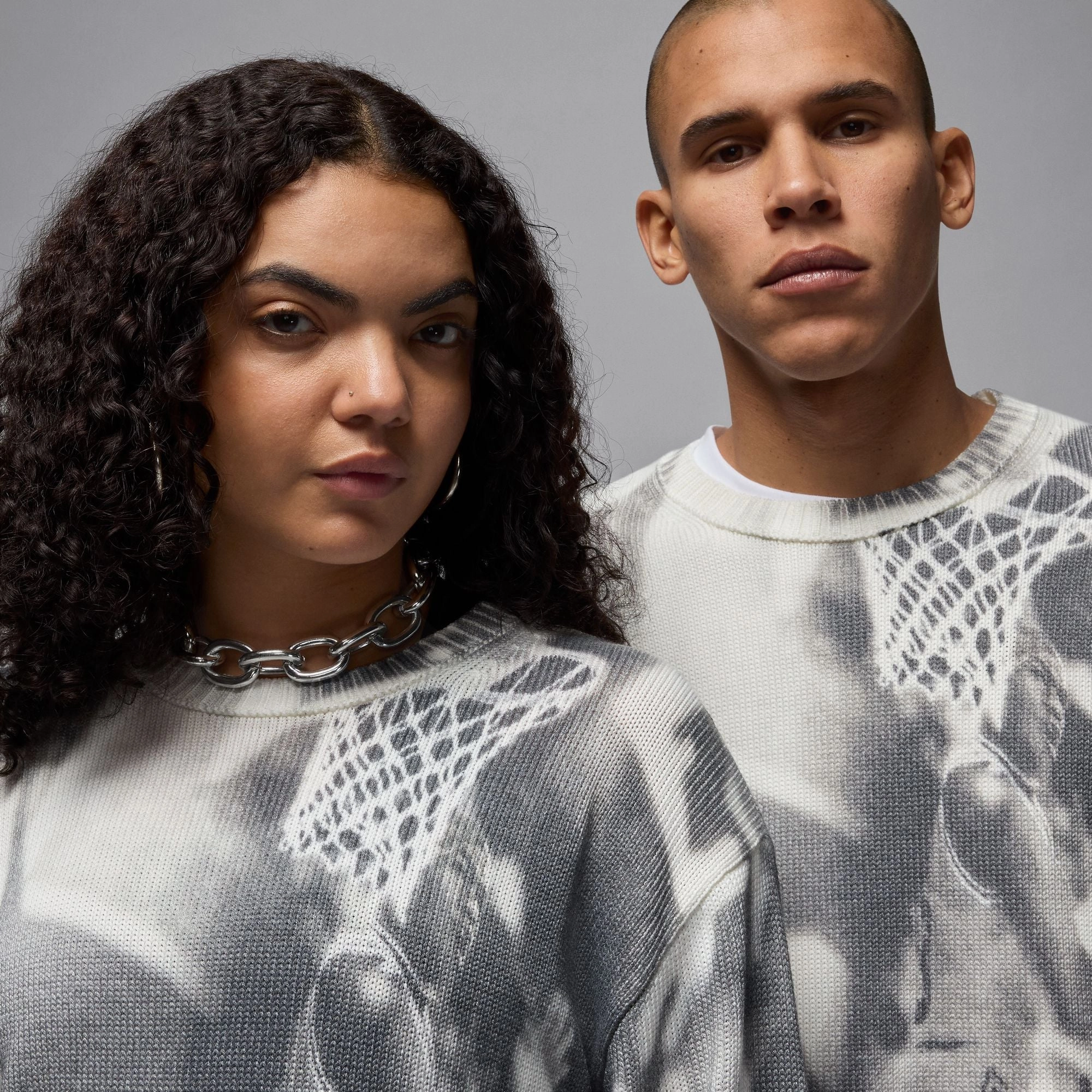AIR JORDAN KNIT SWEATER SAIL