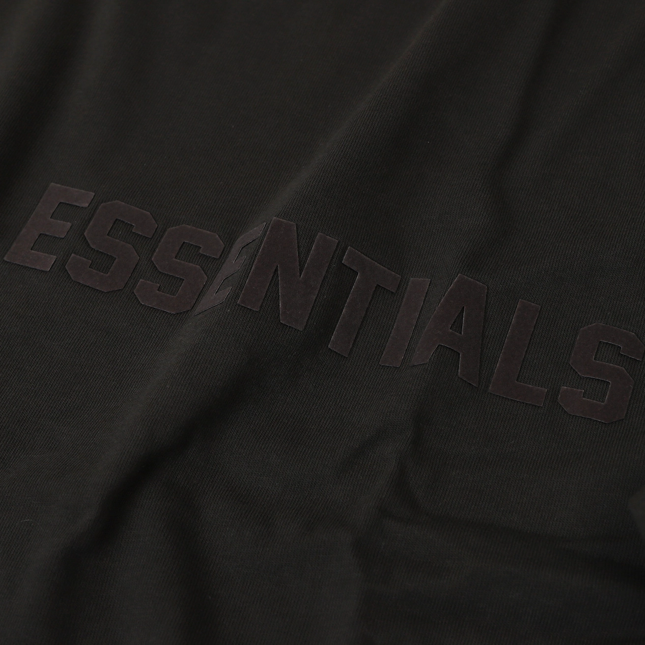 Fear Of God Essentials Long Sleeve Tee [125SU22201]