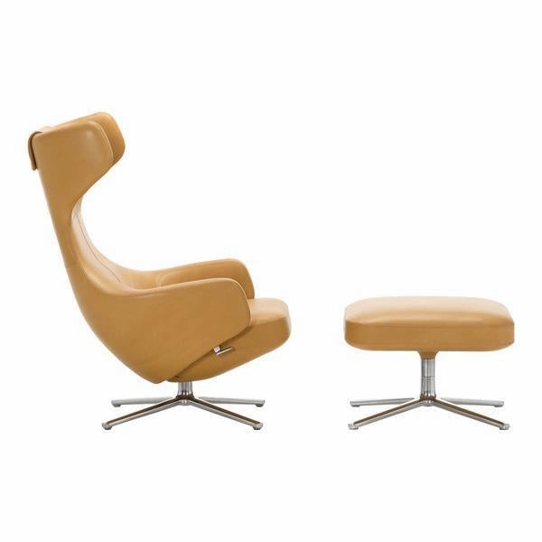 Grand Repos Chair and Ottoman