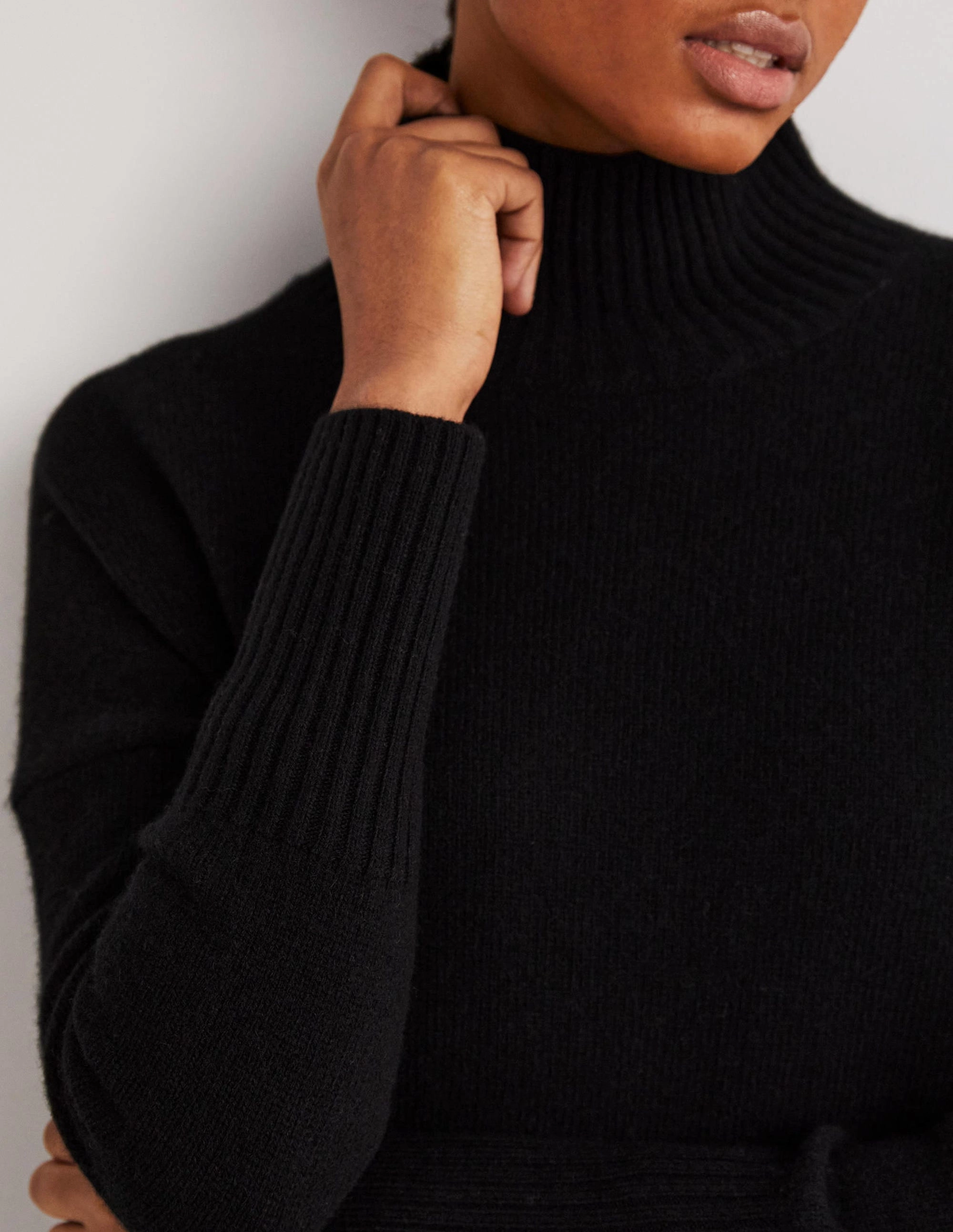 Jessica Oversized Jumper-Black