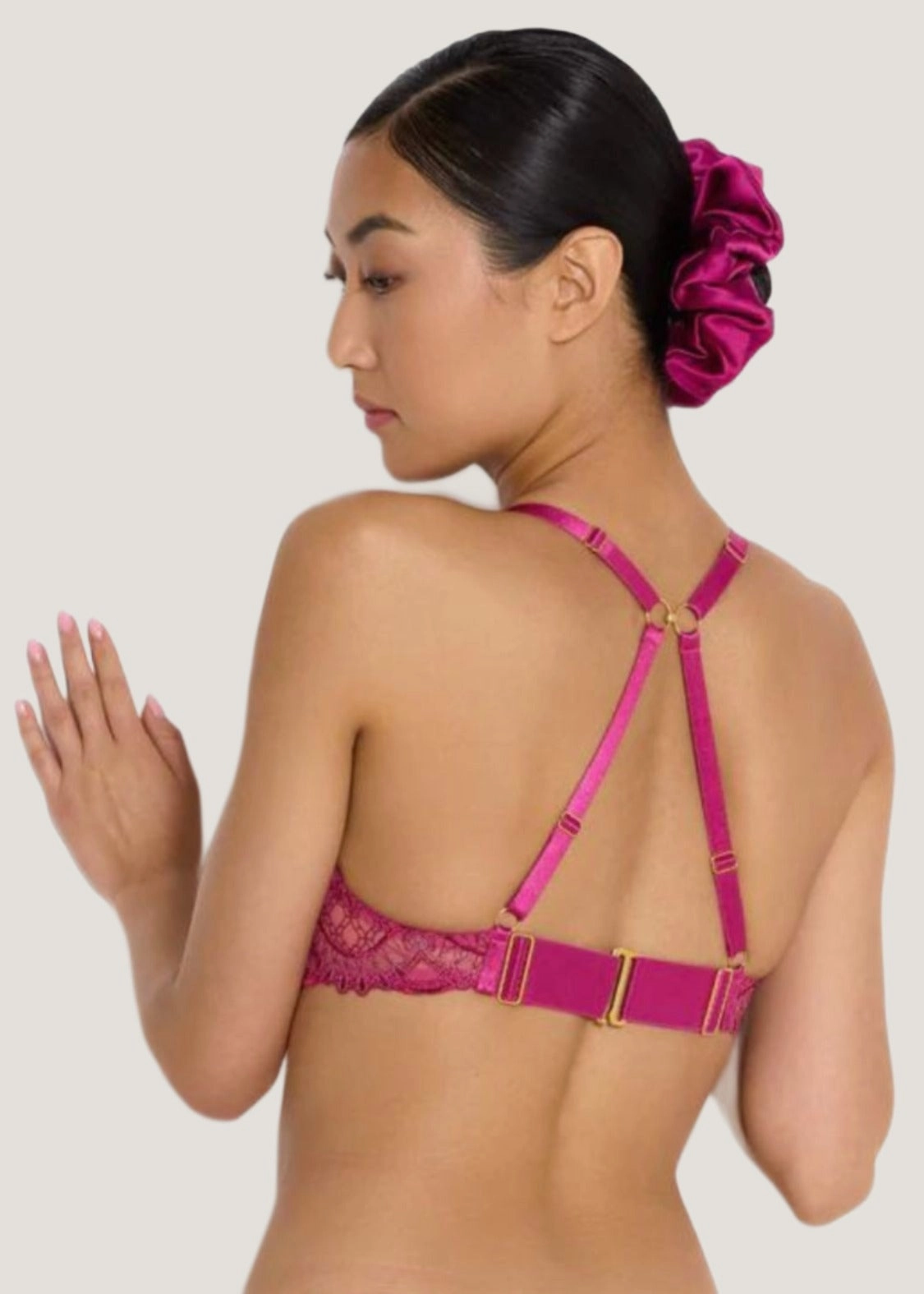 Mari Soft Cup Bra (Magenta)