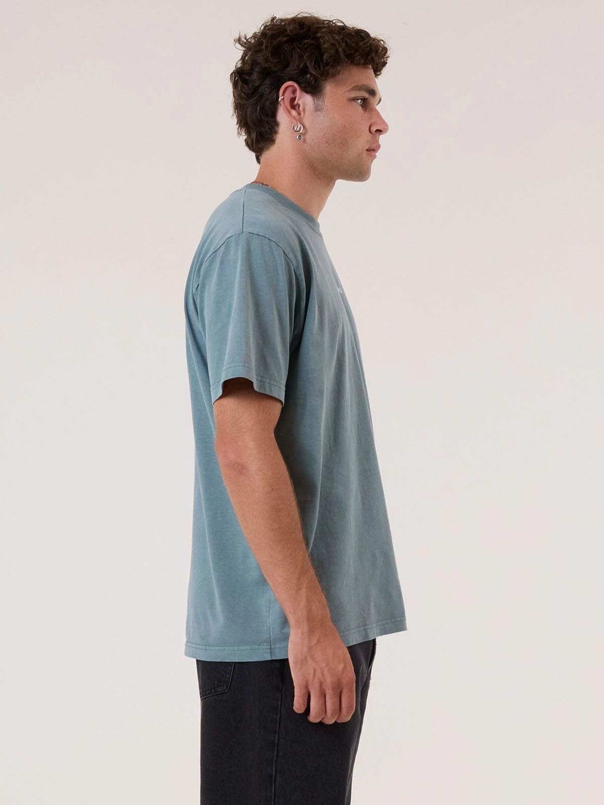Minimal Thrills Heavy Weight Merch Fit Tee - Stormy Sea