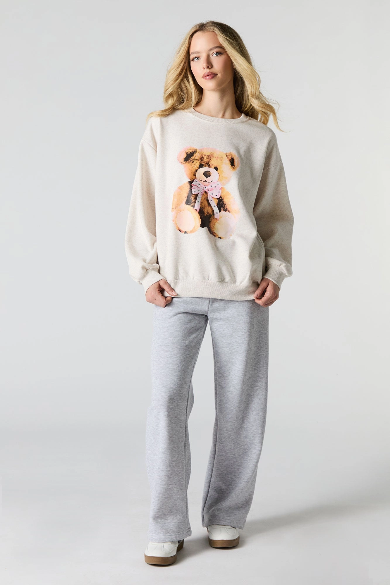 Oversized Cutesy Graphic Rhinestone Fleece Sweatshirt