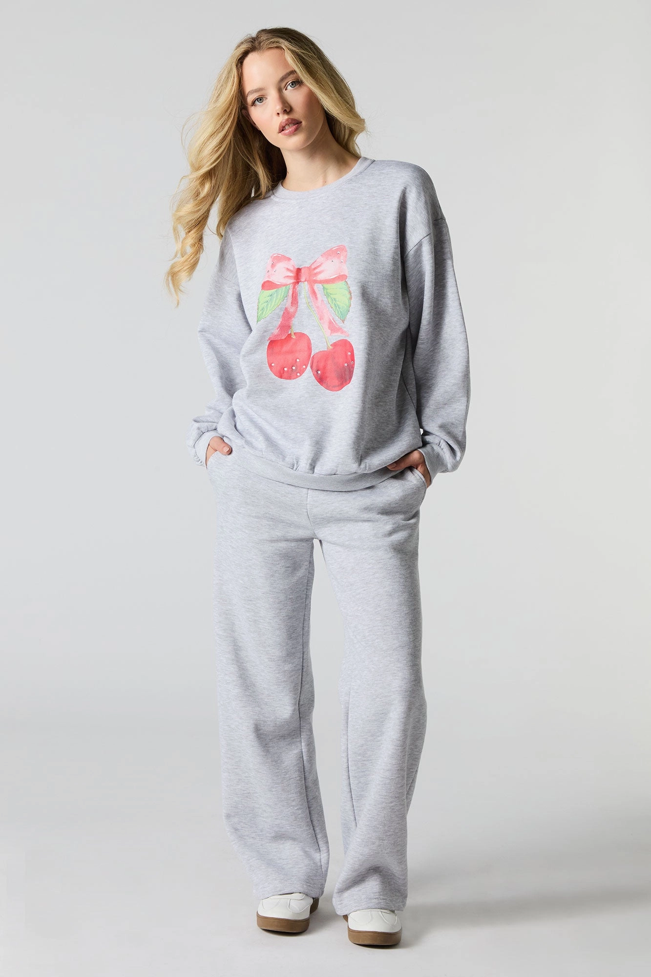 Oversized Cutesy Graphic Rhinestone Fleece Sweatshirt