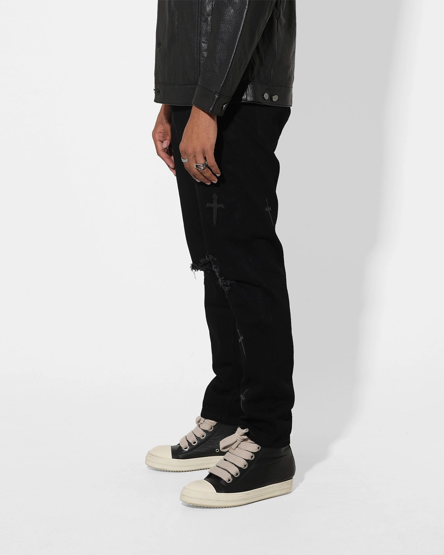 Saint Morta Daggers Relaxed JeansBlack