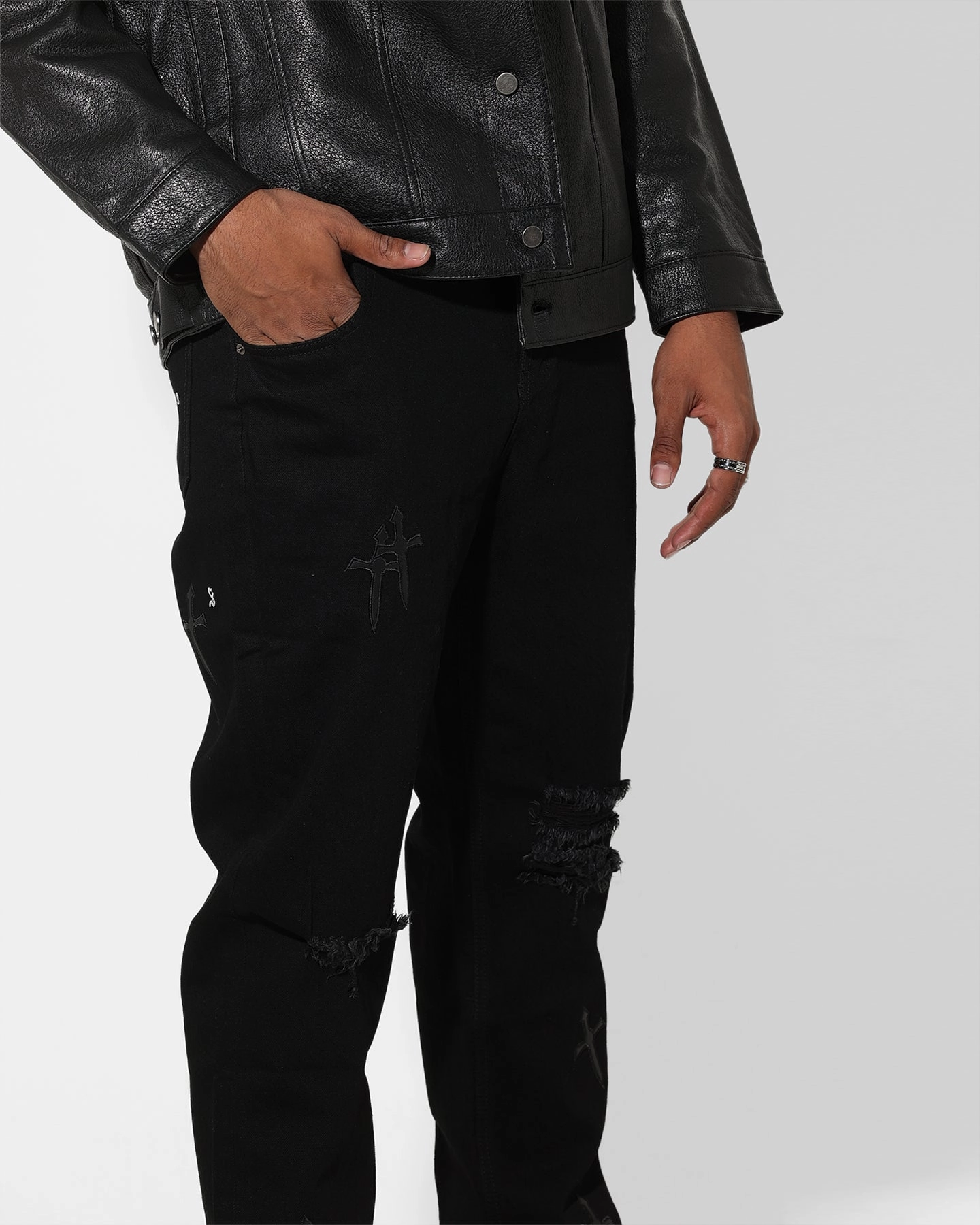 Saint Morta Daggers Relaxed JeansBlack