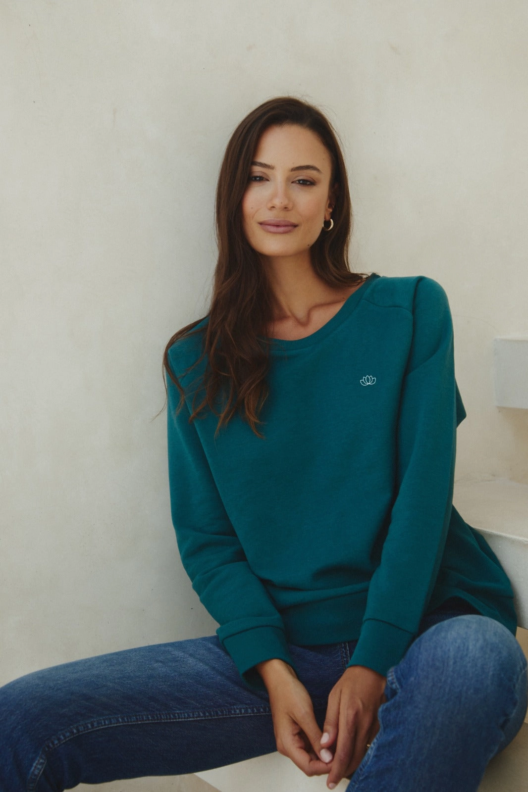 Signature Lotus New Style Pullover