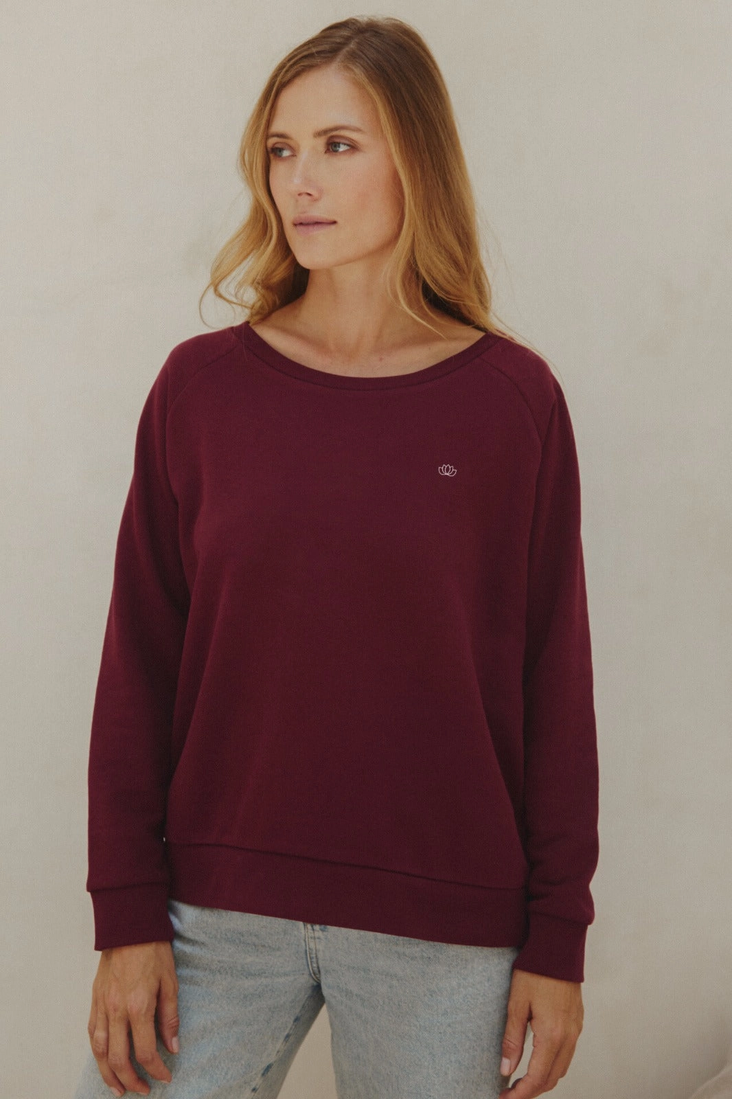 Signature Lotus New Style Pullover