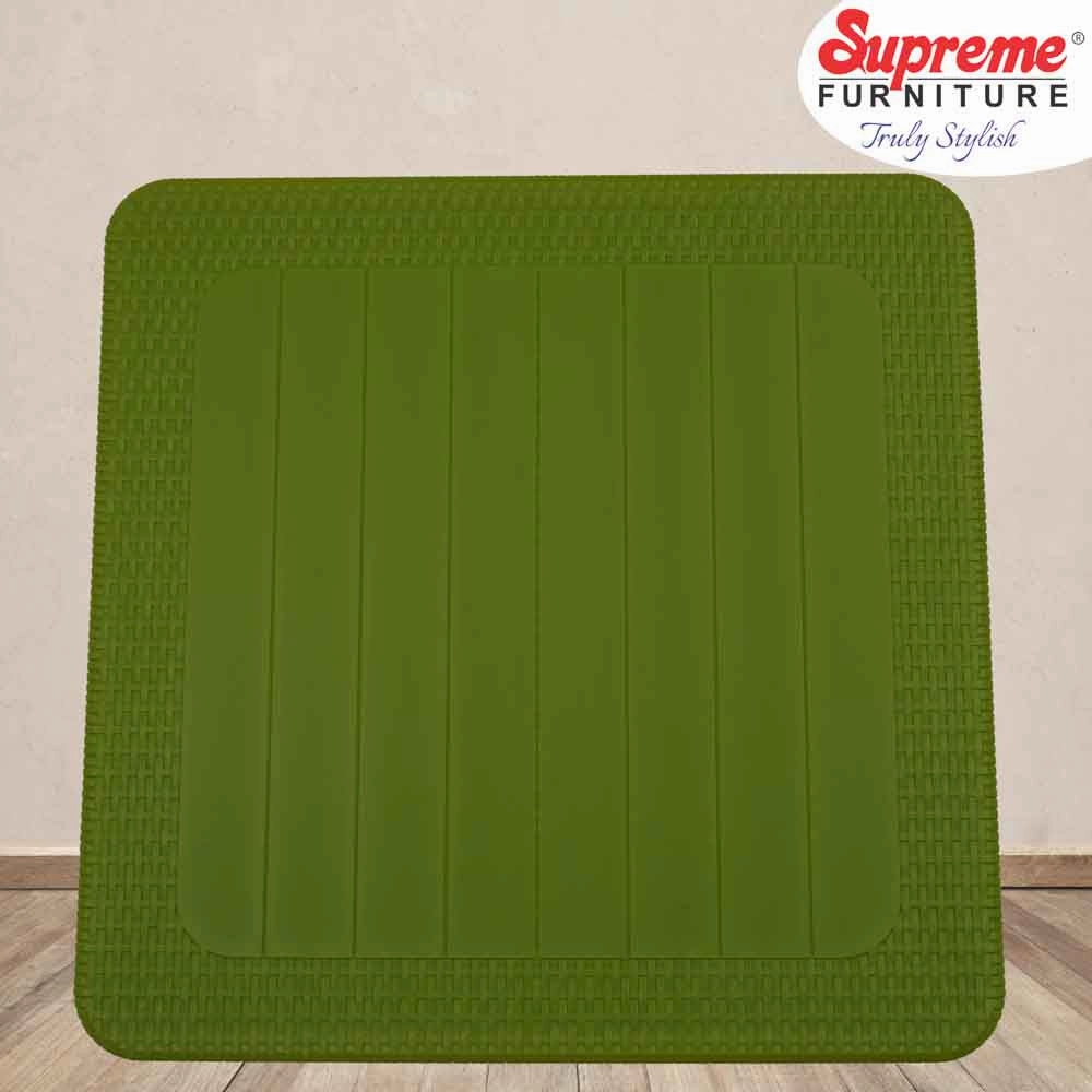Supreme Dine