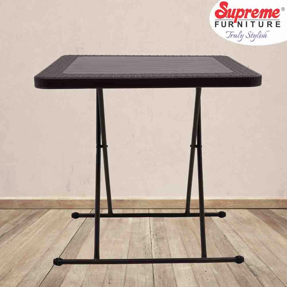 Supreme Dine