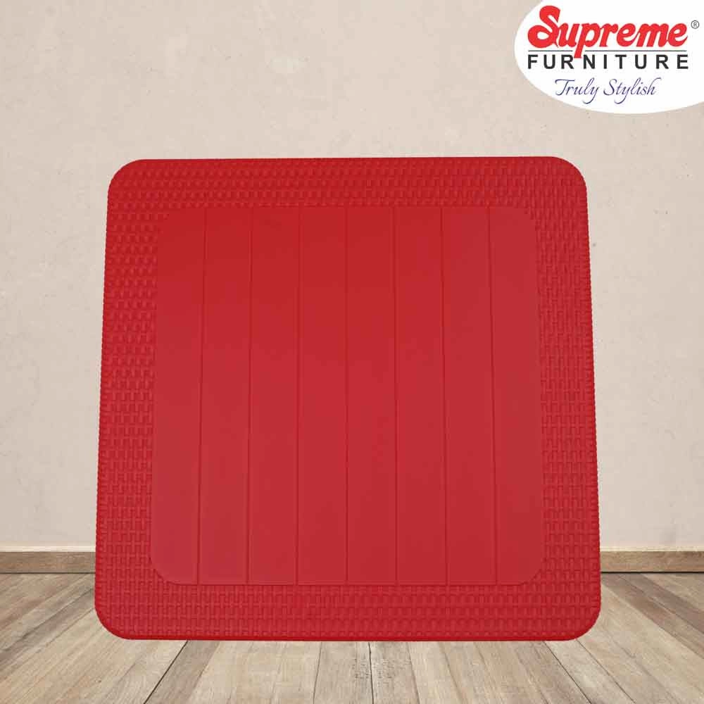 Supreme Dine