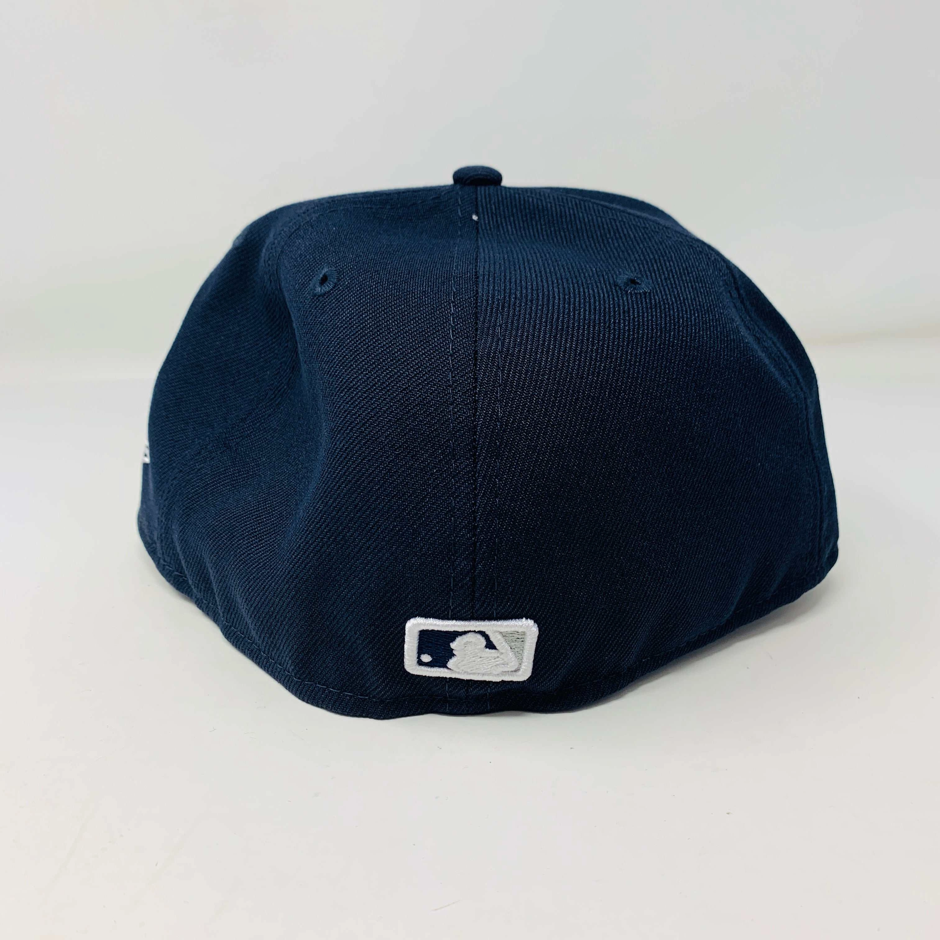 Supreme MLB Teams New York Box Logo New Era 59Fifty Fitted Cap Navy