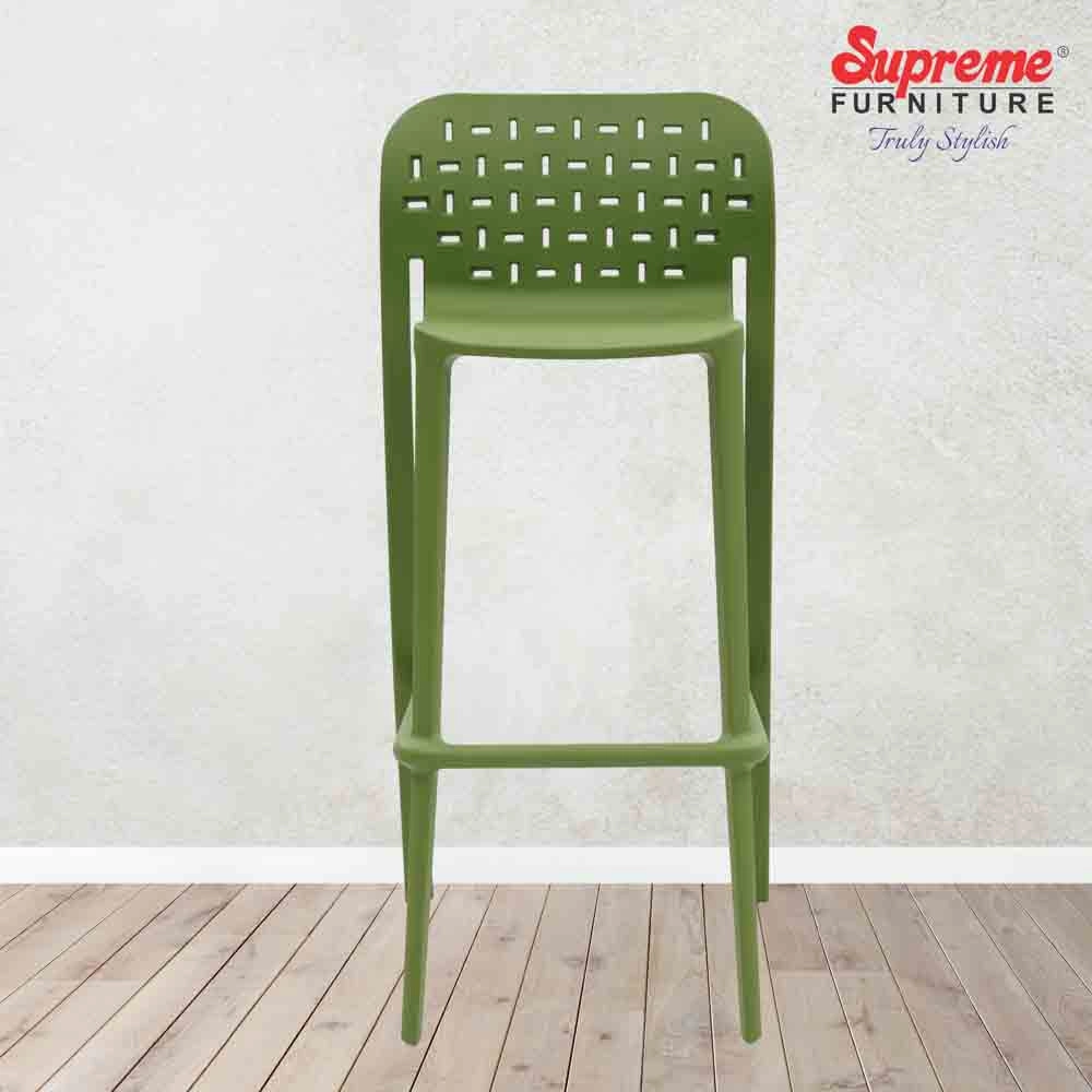 Supreme Pub