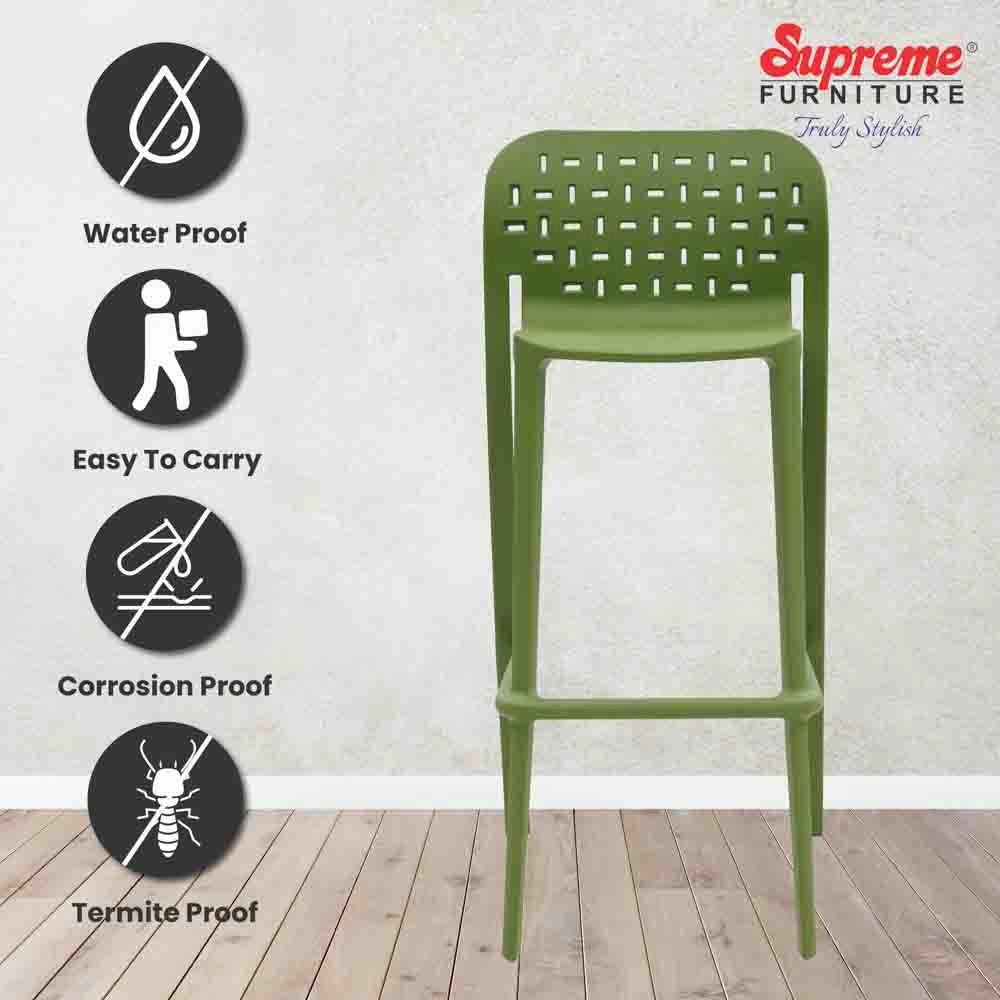 Supreme Pub