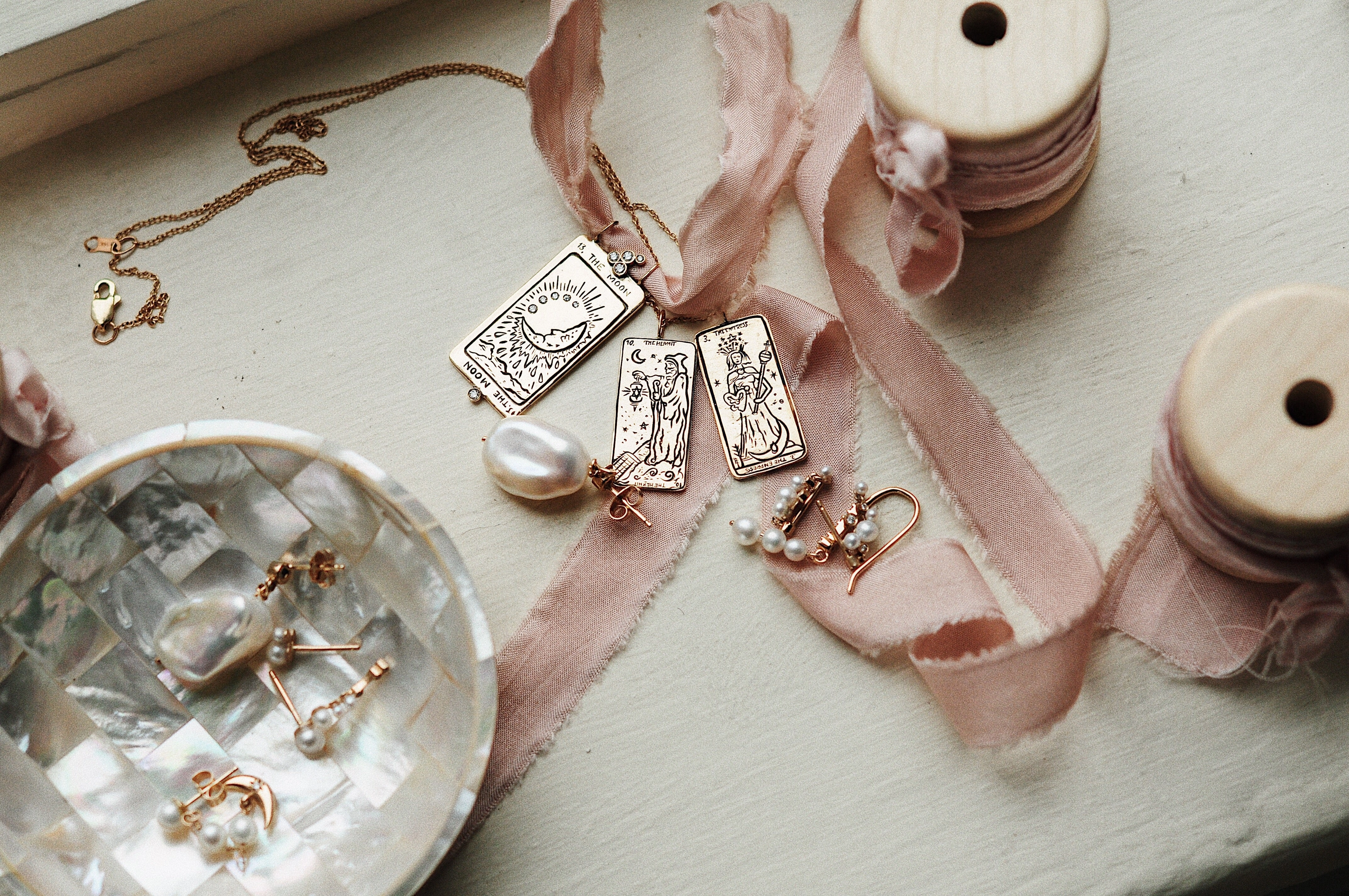 Supreme The Moon Tarot Card Necklace