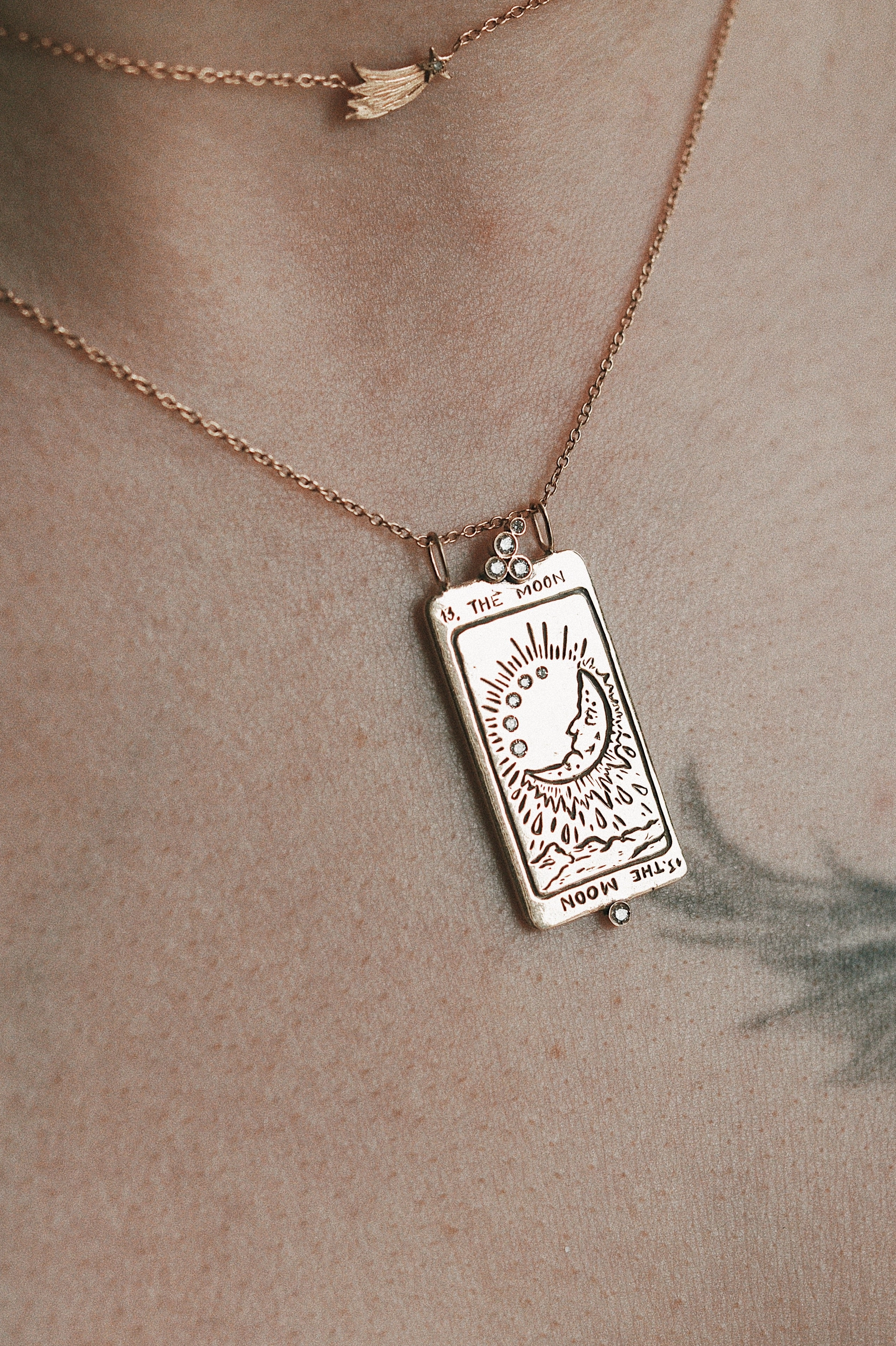 Supreme The Moon Tarot Card Necklace