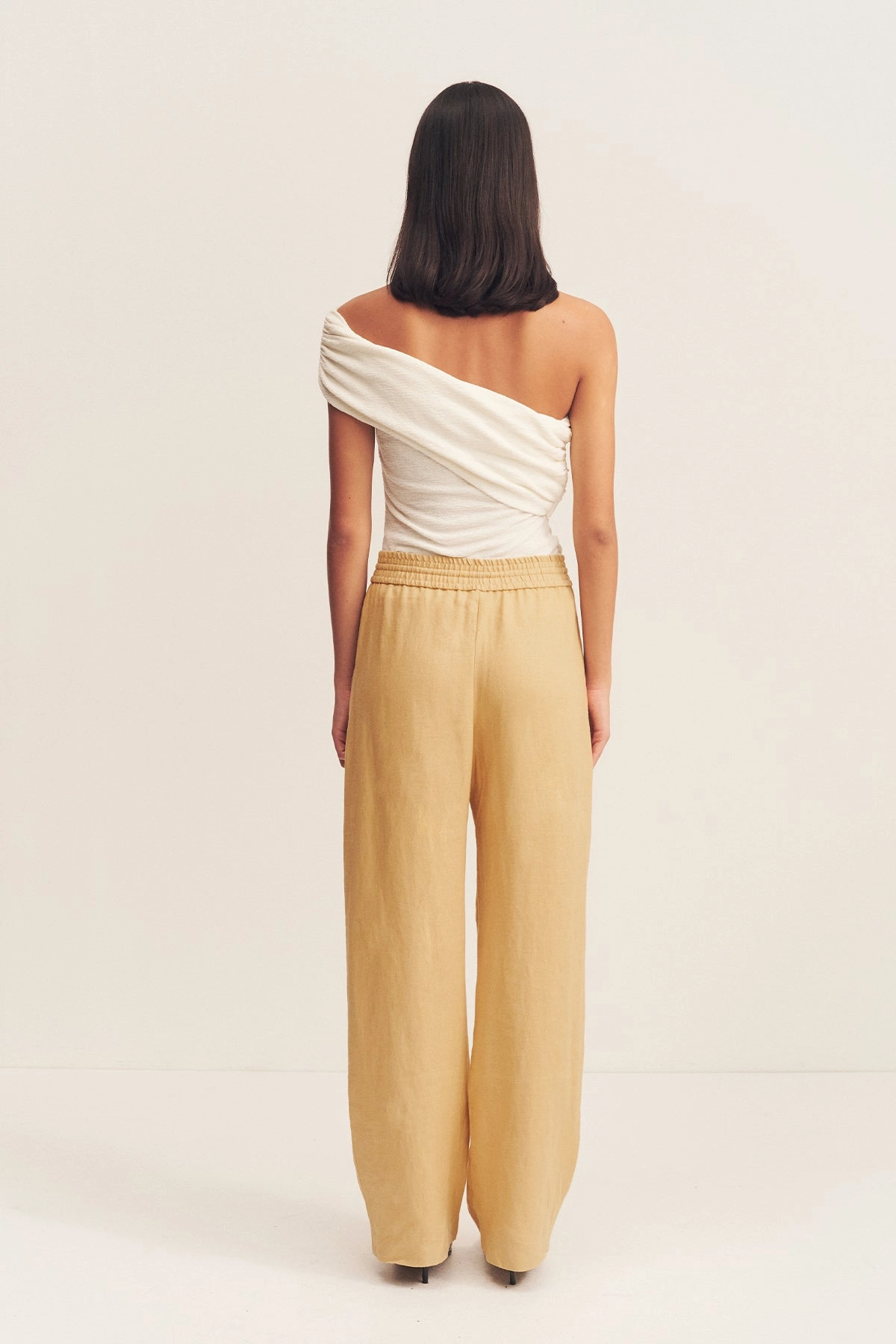 WELLINGTON ELASTICATED RELAXED PANT - ALMOND